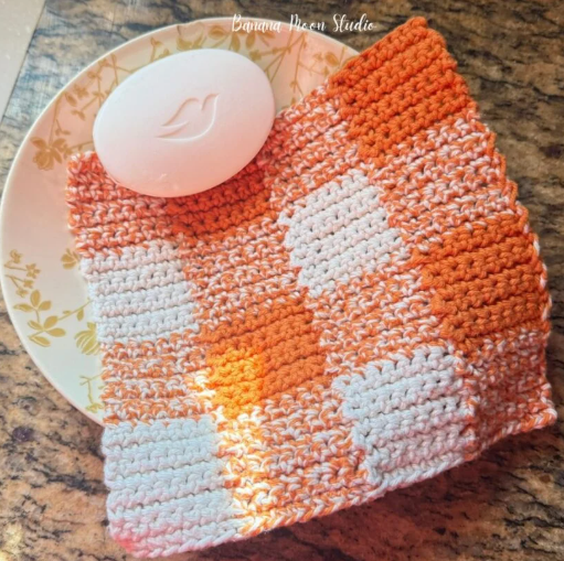 Fall gingham crochet dishcloth pattern
