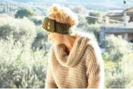 Easy crochet headband fall accessory