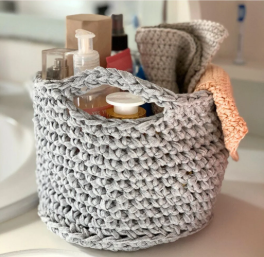 Mini crochet basket home decor pattern